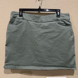 Kim Rogers Light Green Skort Size 12 Pockets Stretch Casual Golf Skirt
